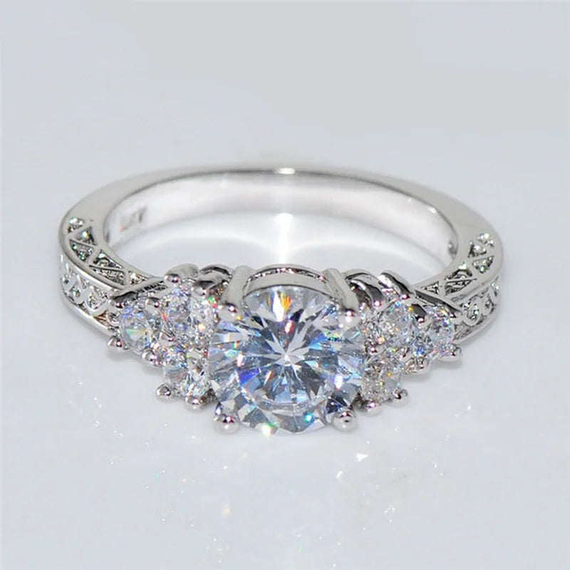 Exquisite Fashion Silver Color Engagement Rings for Women Fashion White Zircon Stones