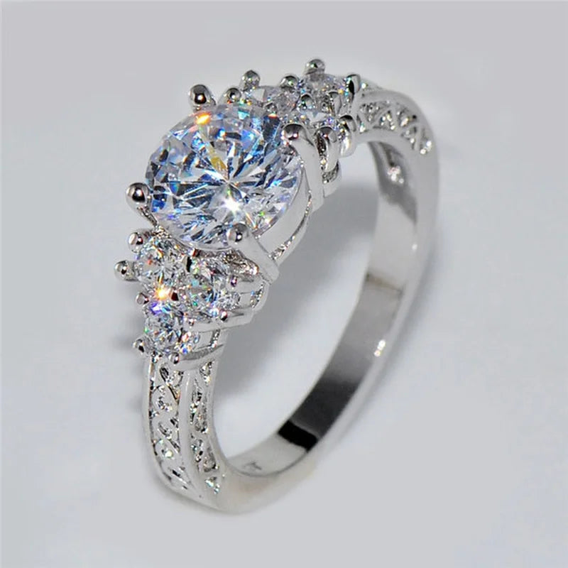 Exquisite Fashion Silver Color Engagement Rings for Women Fashion White Zircon Stones